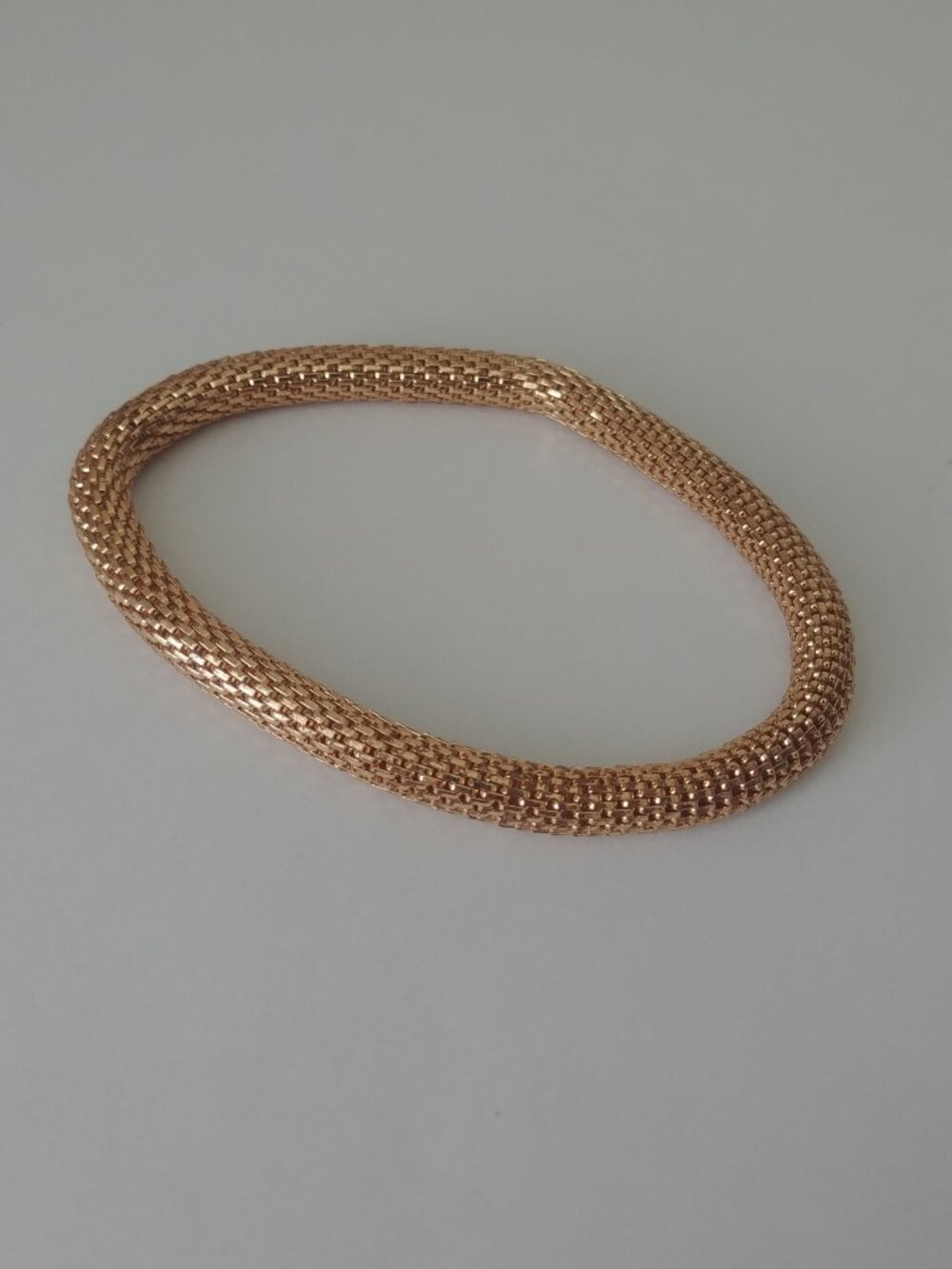 Gold tone delicate mesh rope stretch bracelet